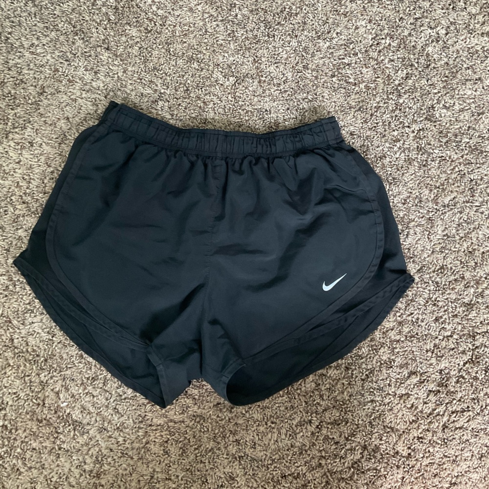 Black nike running shorts medium